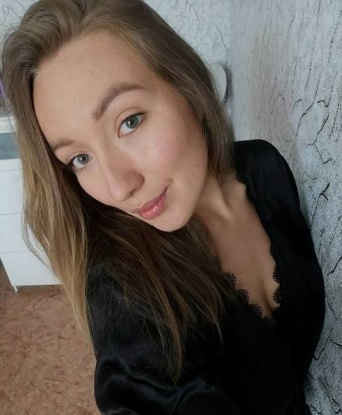 Юленька, 27 лет, 2 размер груди